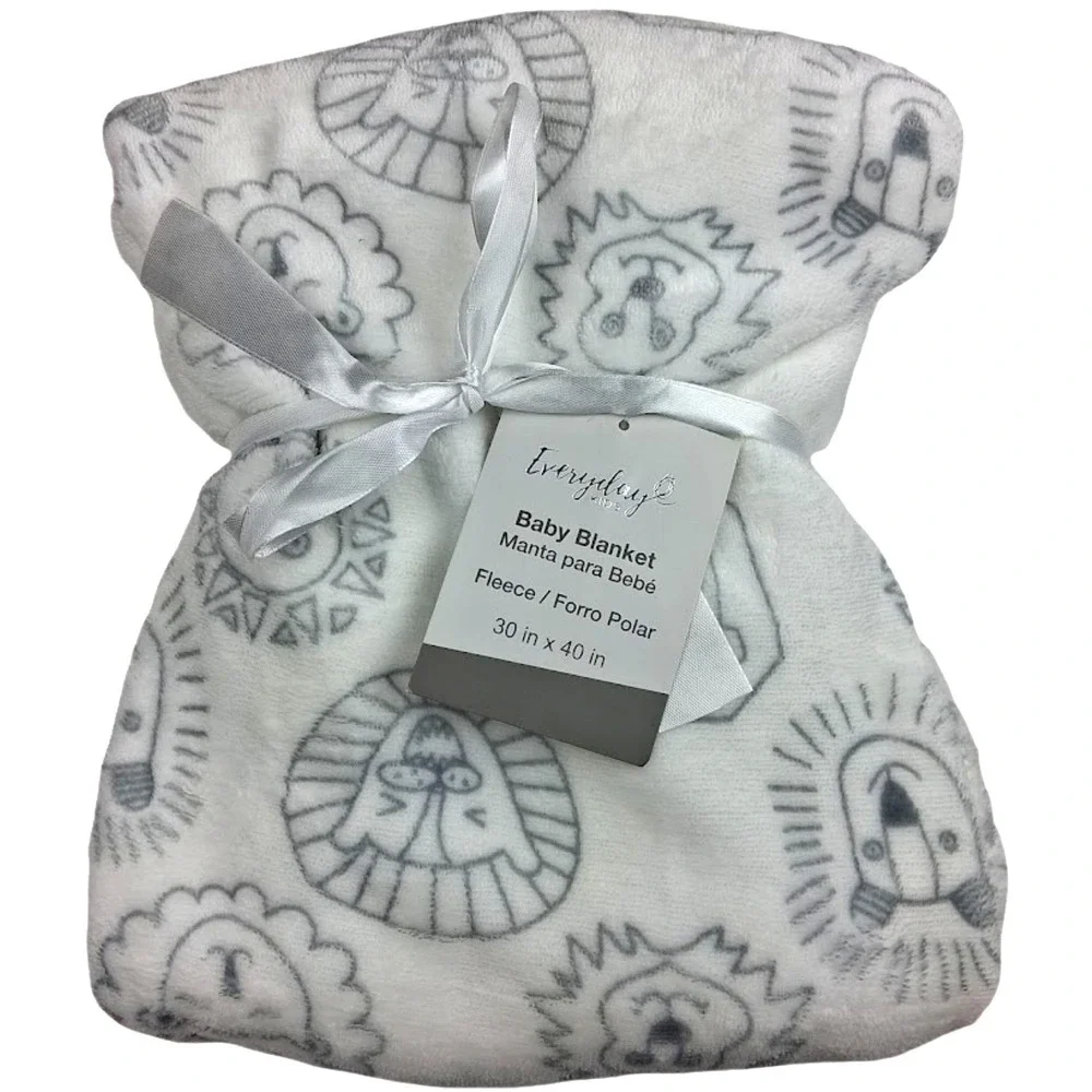 Everyday Kids White Gray Silver Safari Animal Faces Baby Blanket Plush 30x40 NWT